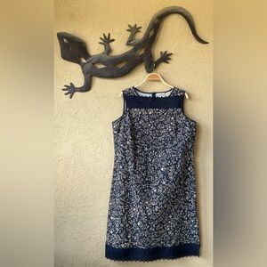 EDDIE BAUER Dress Navy Blue & Tan